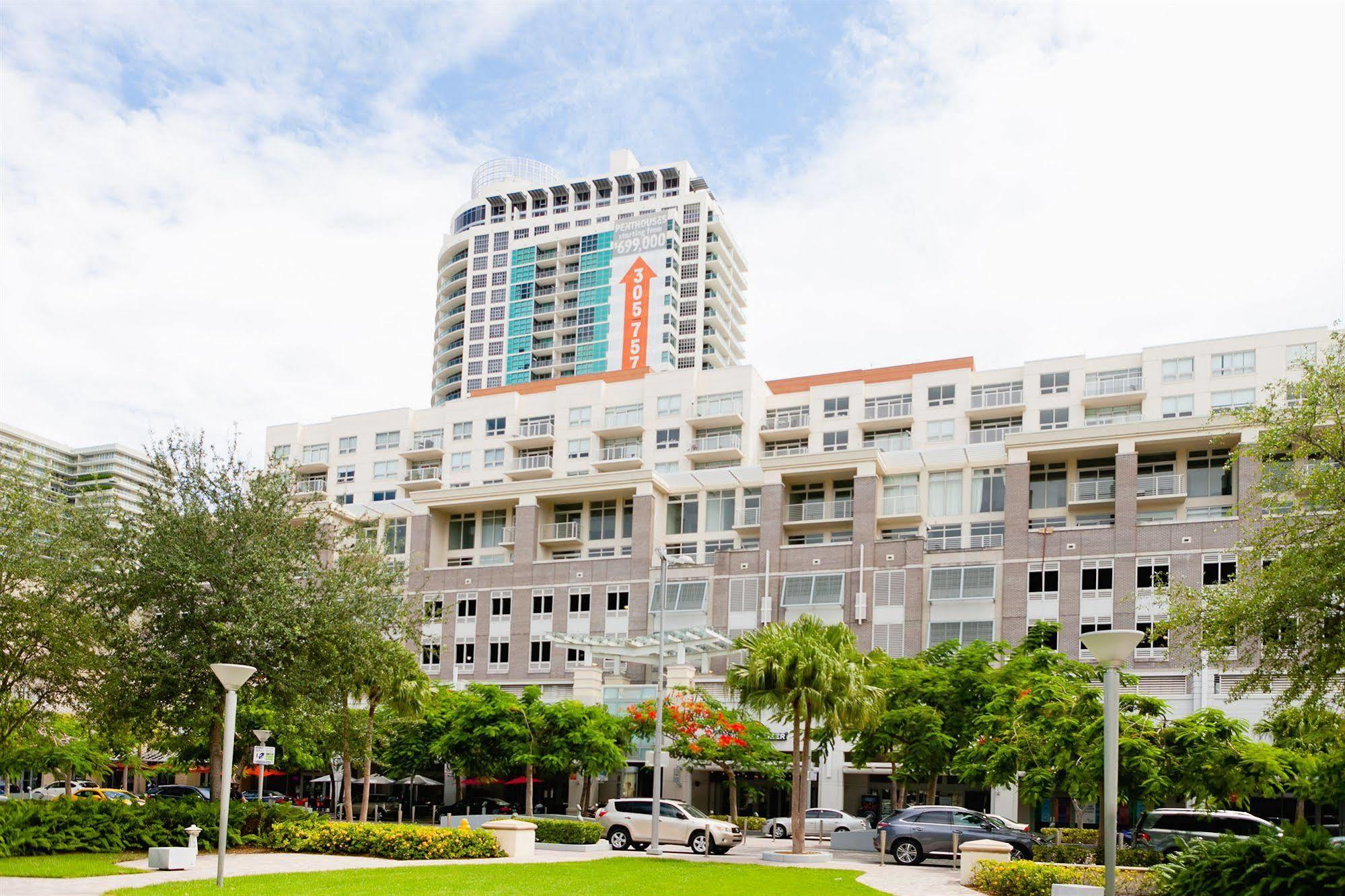 Sky City Apartments At Midtown Miami Exterior photo