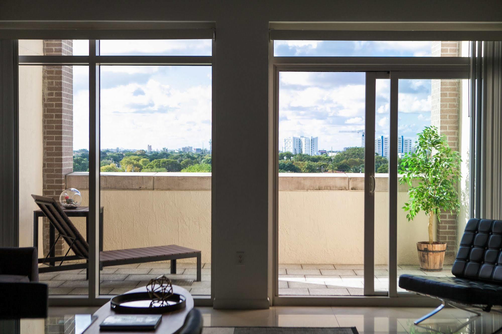 Sky City Apartments At Midtown Miami Exterior photo